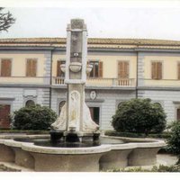 Monte Romano Municipio e fontana - 2005