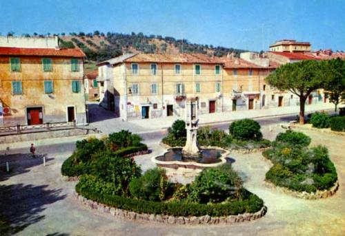 Monte Romano Giardini e Via Vittorio Emanuele - 1963