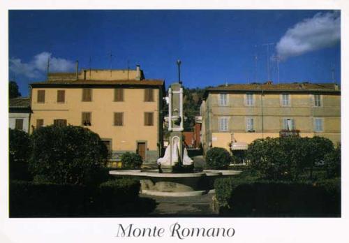 Monte Romano Fontana di Piazza del Plebiscito - 1995